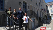 盐山网红吃瓜事件视频最新,揭秘背后真相与网络暴力